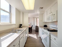 National at Ballston Place