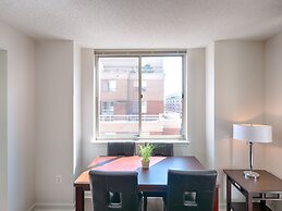 National at Ballston Place