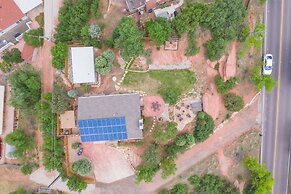 4BR Mtn Viewsgarden of the Godshot Tub, Firepit