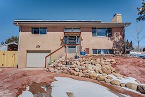 4BR Mtn Viewsgarden of the Godshot Tub, Firepit