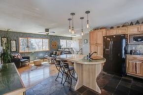 4BR Mtn Viewsgarden of the Godshot Tub, Firepit