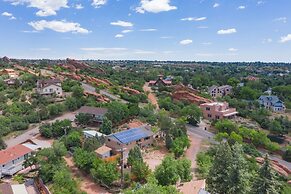 4BR Mtn Viewsgarden of the Godshot Tub, Firepit