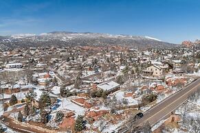 4BR Mtn Viewsgarden of the Godshot Tub, Firepit