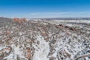 4BR Mtn Viewsgarden of the Godshot Tub, Firepit