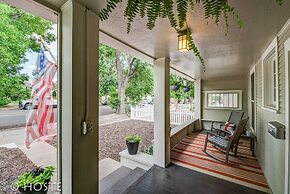 1910 Mountain View, Fire pit + Roof Deck, Downtown