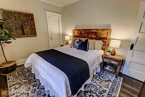 1910 Mountain View, Fire pit + Roof Deck, Downtown