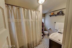 1910 Mountain View, Fire pit + Roof Deck, Downtown