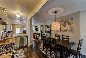 1910 Mountain View, Fire pit + Roof Deck, Downtown