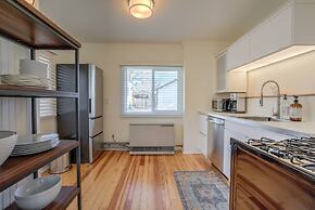 Vintage Tiny House Cute 1bdrm Big Appeal