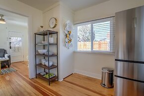 Vintage Tiny House Cute 1bdrm Big Appeal