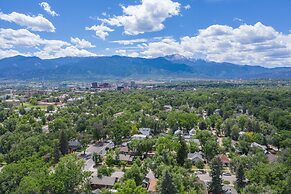 Vintage Tiny House Cute 1bdrm Big Appeal