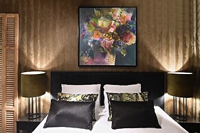 Hotel Suites Wilma J