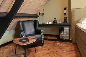 Hotel Suites Wilma J