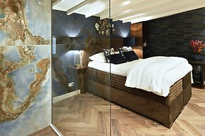 Hotel Suites Wilma J