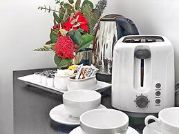 Commercial Hay Hotel