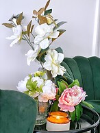 Commercial Hay Hotel