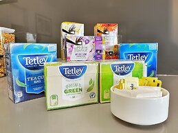 Commercial Hay Hotel