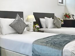 Commercial Hay Hotel