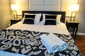 Tribeca City Center Apartments