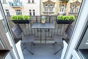 Tribeca City Center Apartments