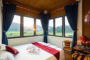 Hang Mua Central Homestay