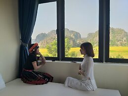 Hang Mua Central Homestay