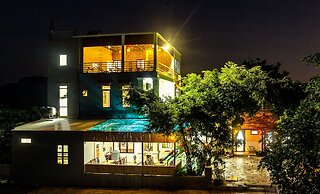 Hang Mua Central Homestay