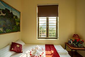 Hang Mua Central Homestay