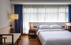 Zhangjiajie xinwu holiday house