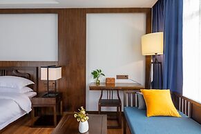 Zhangjiajie xinwu holiday house