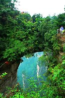 Zhangjiajie xinwu holiday house