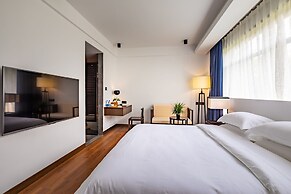 Zhangjiajie xinwu holiday house