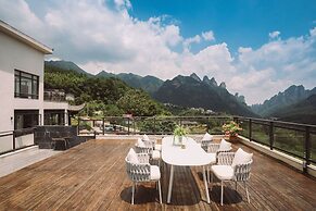 Zhangjiajie xinwu holiday house