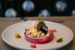 Heritage Line Ylang Cruise – Ha Long Bay & Lan Ha Bay