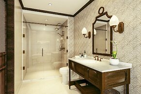 Heritage Line Ylang Cruise – Ha Long Bay & Lan Ha Bay