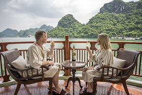 Heritage Line Ylang Cruise – Ha Long Bay & Lan Ha Bay