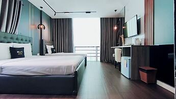 M&H Hotel