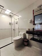 M&H Hotel