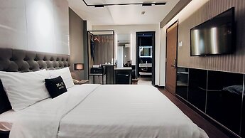 M&H Hotel