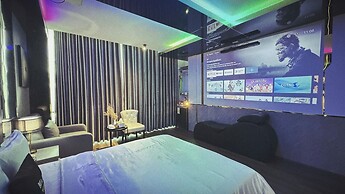M&H Hotel