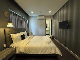 M&H Hotel