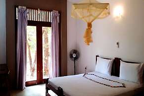 Fresco Lion Villa - Hostel