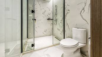 Zhangjiagang Suning Auraya Hotel