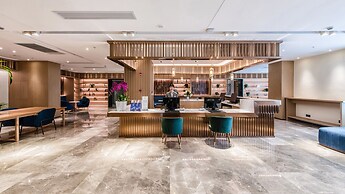 Zhangjiagang Suning Auraya Hotel