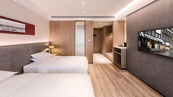 Zhangjiagang Suning Auraya Hotel