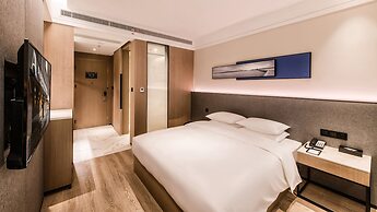 Zhangjiagang Suning Auraya Hotel