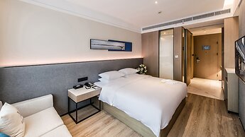 Zhangjiagang Suning Auraya Hotel