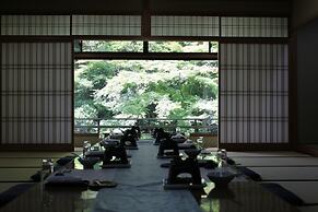 Hotel Takeshi Sanso