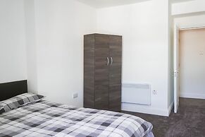 1 Bed Flat in Pedestrianized High Street