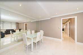 Newly Refurbished Flat Hyde Park London